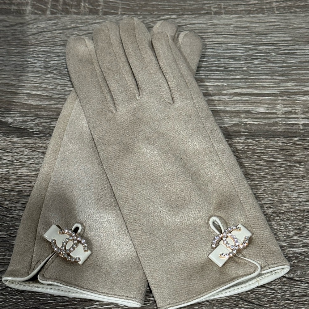 Beige Suede Gloves with Crystal Interlocking Logo Accent